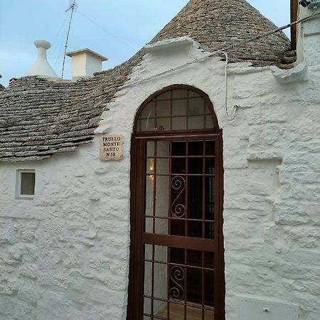 مبيت وإفطار ألبيروبيللو Trullo Monte Santo 50 المظهر الخارجي الصورة